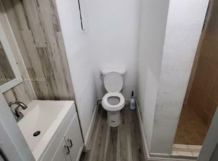 1731 NW 183rd St, Miami Gardens, FL 33056