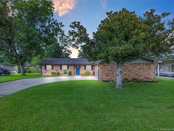 2nd image of 1532 Janet Dr