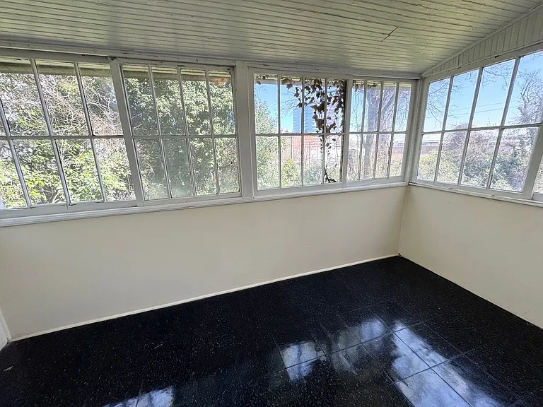 121 S Boylan Ave — Photo 15