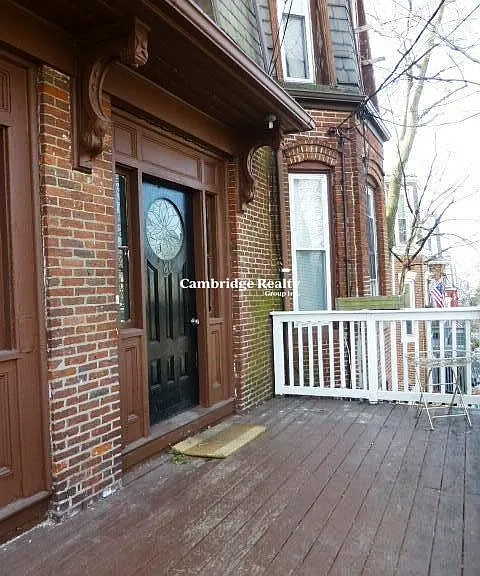 38 Newton St #2T — Photo 33
