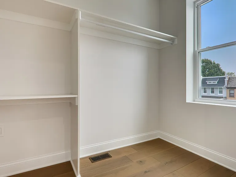1600 Trinidad Ave NE #A — Photo 34