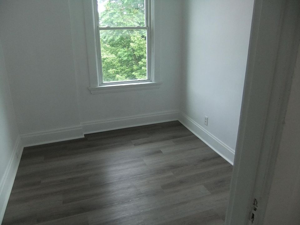 1st image of 2536 Highland Ave #3