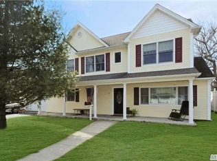 12 Darby Rd, Massapequa, NY 11758