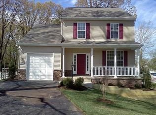 322 Wicklow Rd, Glen Burnie, MD 21061