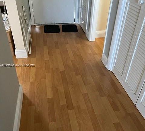 5th image of 2309 Park Ln APT 303
