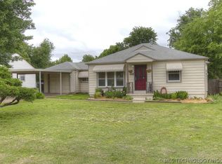 5727 E 4th Pl, Tulsa, OK 74112