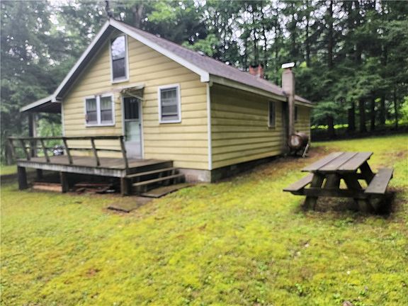 5th image of 72 Big Buck Dr