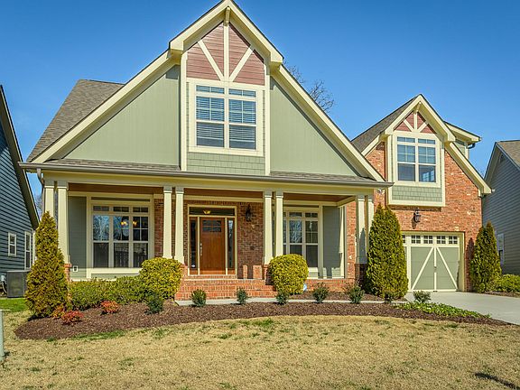 4th image of 8355 Glenshire Ln