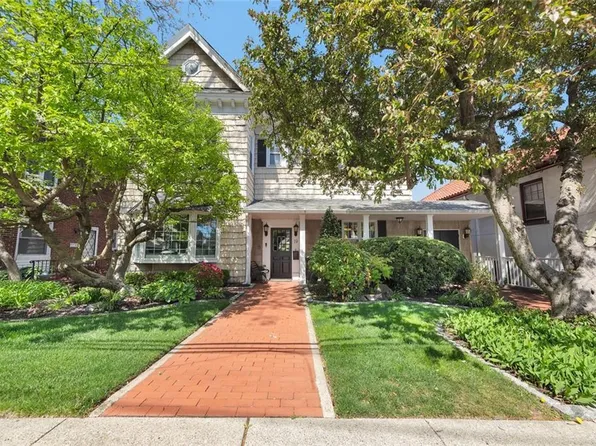 19 Occident Ave, Staten Island, NY 10304