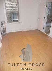 5th image of 4706 N Beacon St APT 106