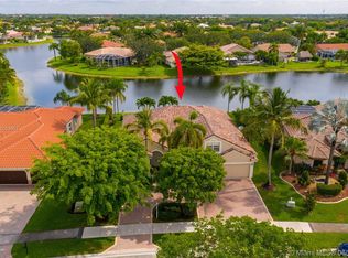 5213 Kensington Cir, Coral Springs, FL 33076
