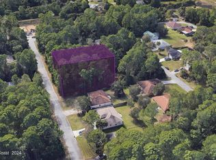 562 Darien Ave SW, Palm Bay, FL 32908