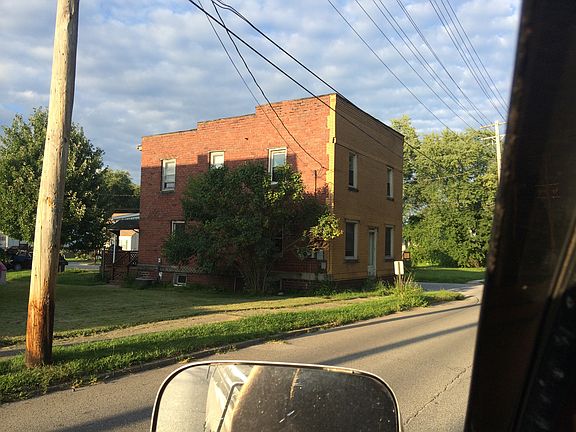 5th image of 138 Moore St