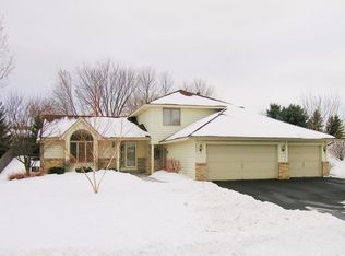 7957 Chesshire Ct N, Maple Grove, MN 55311