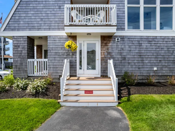 143 Beach Avenue #205, Kennebunk, ME 04043