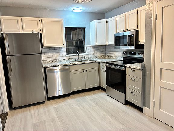 2nd image of 109 E 11th St