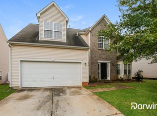 1916 Darbywine Dr, Charlotte, NC 28216