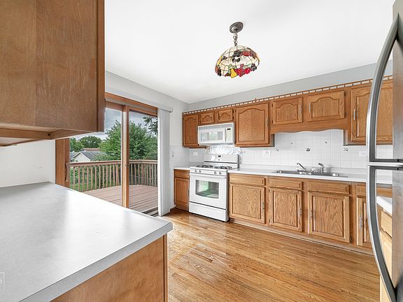 5th image of 55 W Drummond Ave