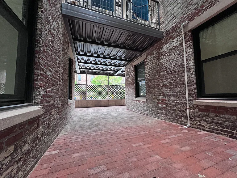 6-12 Blackwood Street — Photo 26