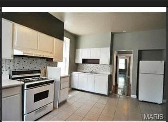 3rd image of 5232 Louisiana Ave