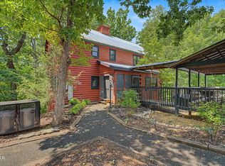 852 Bear Run Way, Sevierville, TN 37862
