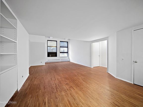 3rd image of 148 W 23rd St APT 6F