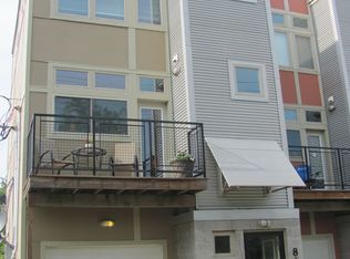 8410 Franklin Blvd, Cleveland, OH 44102