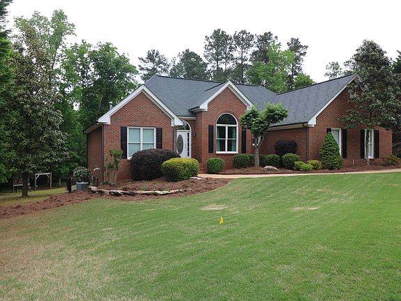 3rd image of 206 Magnolia Ct
