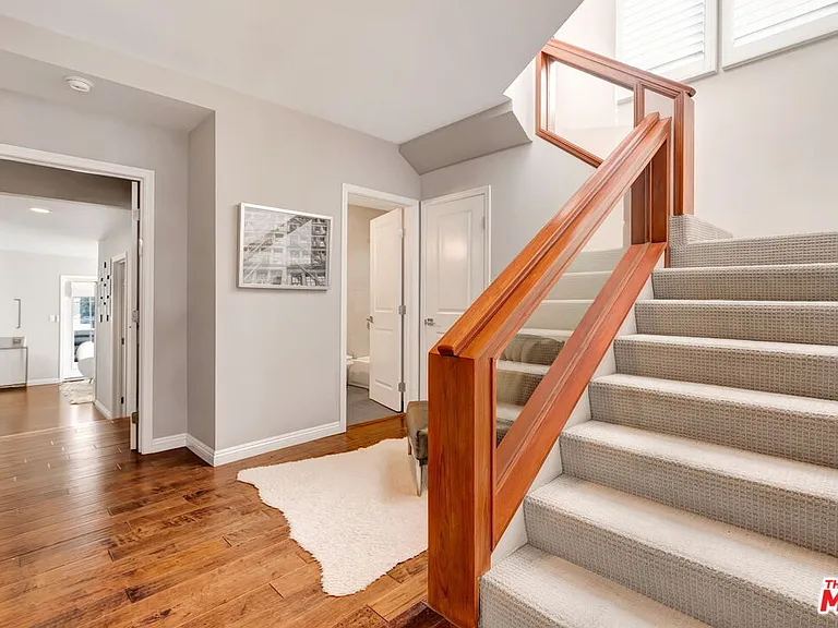 4952 Placidia Ave — Photo 19