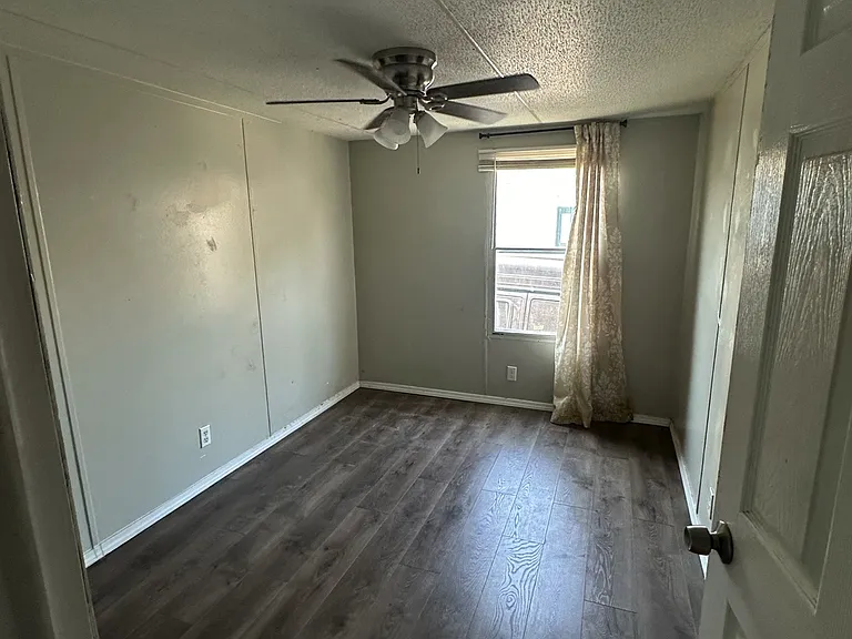 12227 Potranco Rd #8 — Photo 20