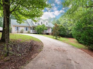 556 Fuller Rd, Athens, GA 30607