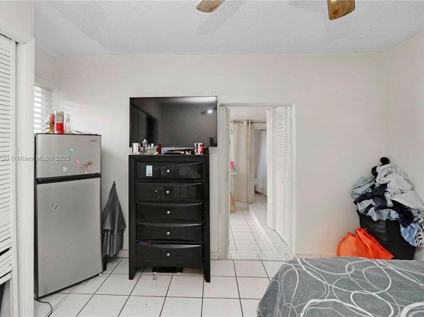 miami-florida-43841149 picture