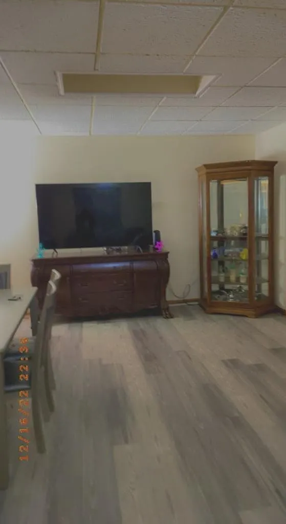 3 bed, 1350 sqft, $1,500 — Photo 4