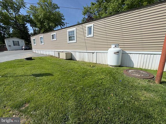 2nd image of 41 Dillan Dr