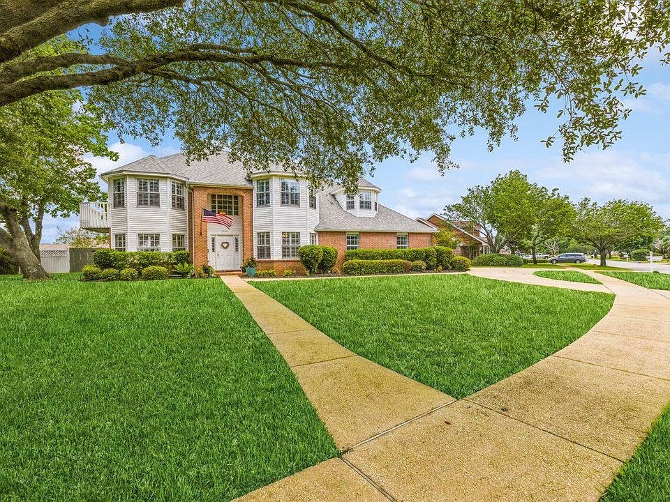 2047 Pritchard Point Dr, Navarre, FL 32566 Zillow