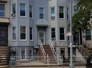 77 Cornelia St, Brooklyn, NY 11221