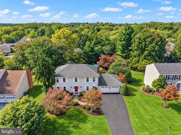 12321 Triple Crown Rd, Gaithersburg, MD 20878