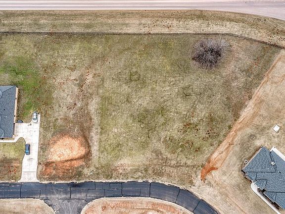 4th image of 5216 Strait Dr #4