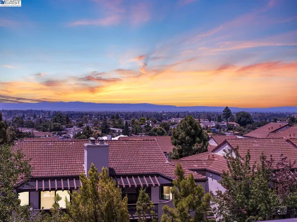 21103 Gary Dr APT 212A, Hayward, CA 94546