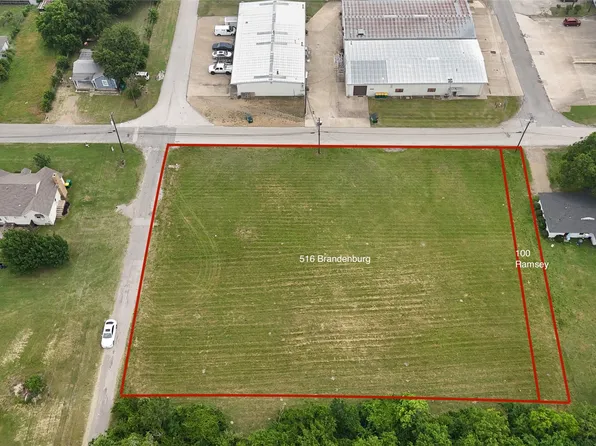 516 Brandenburg St, Cedar Hill, TX 75104