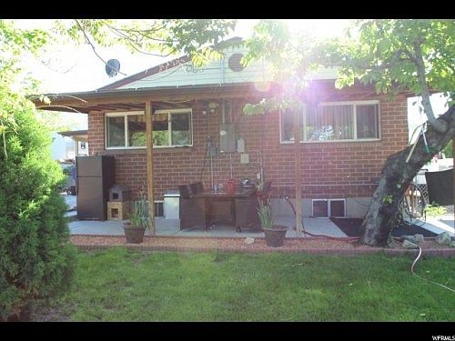 3rd image of 3407 S Helen Dr