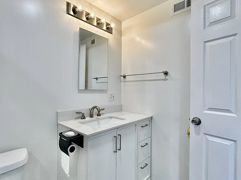330 Higate Dr — Photo 22