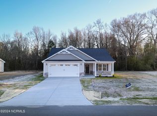 3023 Marion Heights Dr, Kinston, NC 28504