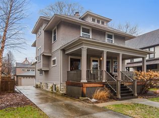 231 6th Ave, La Grange, IL 60525