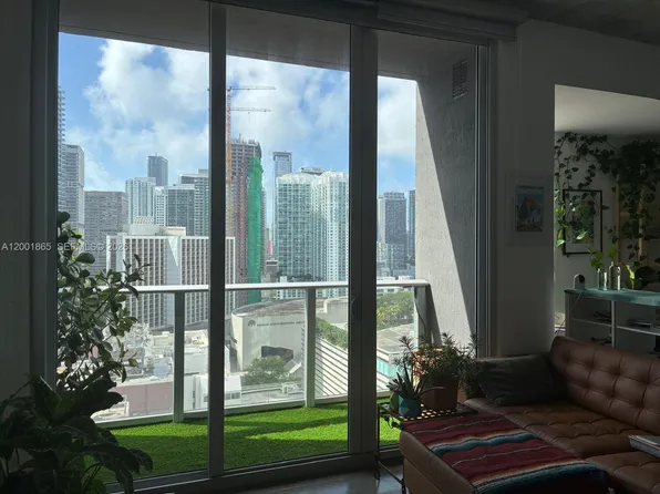 151 SE 1st St APT 2203, Miami, FL 33131