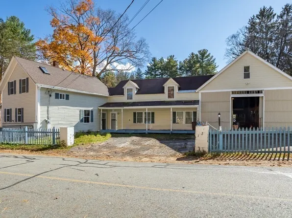 828 Martins Pond Rd, Groton, MA 01450
