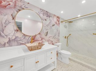 400 Valencia Ave APT 4, Coral Gables, FL 33134