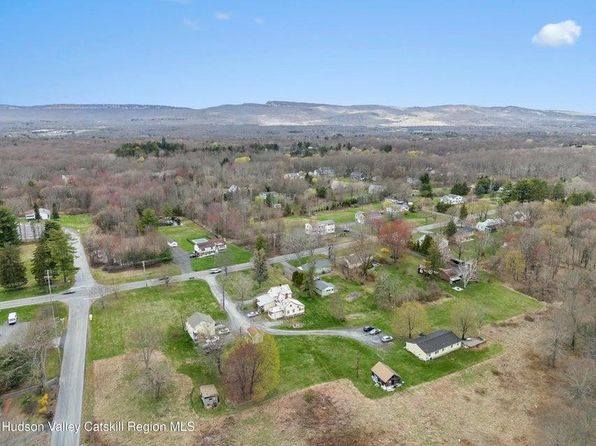 236 State Route 32 S, New Paltz, NY 12561