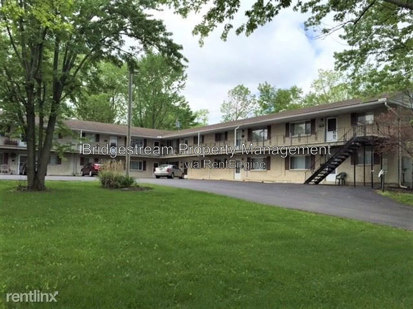 2 bed, 1.0 bath, $850 — Photo 1