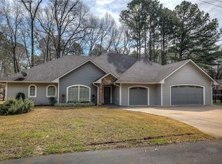 297 Spring Creek Dr, Mount Vernon, TX 75457